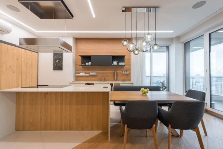 Modern Kitchen Construction